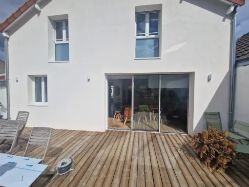 Surélévation et d’extension de maison à La Garches (92) – M.A.V Construction