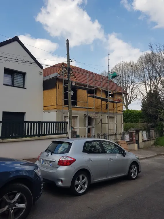 Extension et surélévation de maison à Antony (92160)