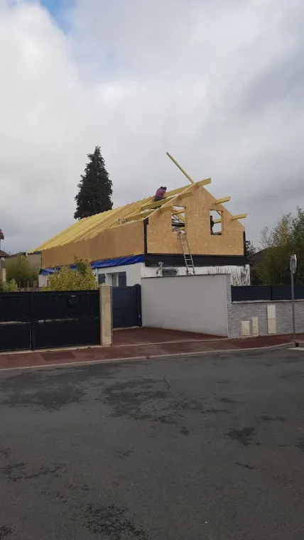 Extension et surélévation de maison à Vanves (92170)