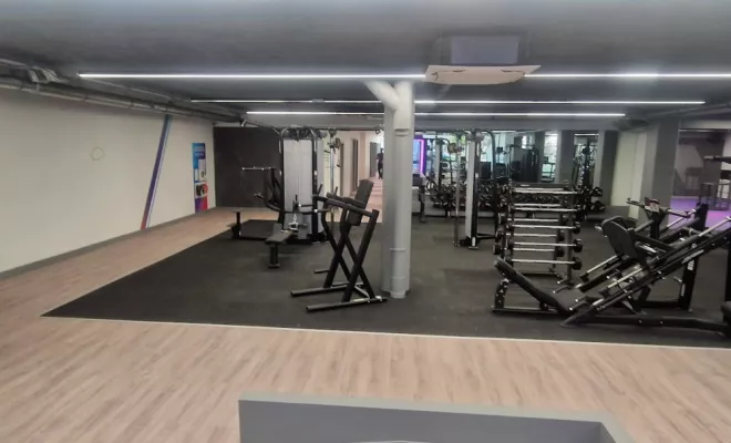 Rénovation globale d'une salle de sport à Nice, Saint-Cloud, M.A.V