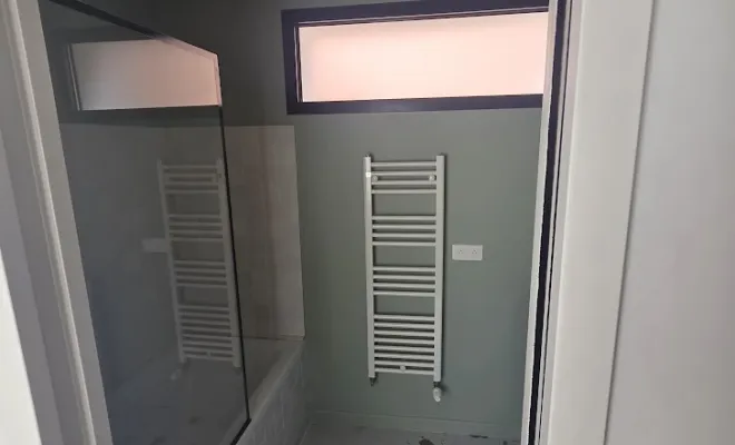 Rénovation de salle de bains à Le Vésinet (78) – MAV Construction