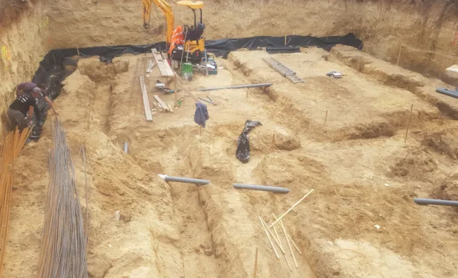 Réalisation de fondations et ferraillage pour dalle béton armé à Meudon (92) par MAV Construction.